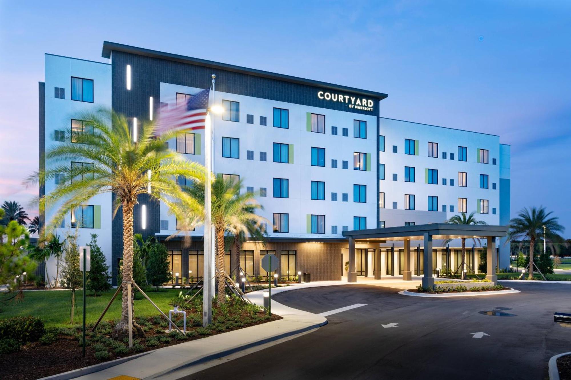 Courtyard By Marriott Port St. Lucie Tradition Bagian luar foto